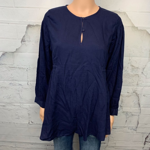Old Navy Tops - NWT Maternity Top